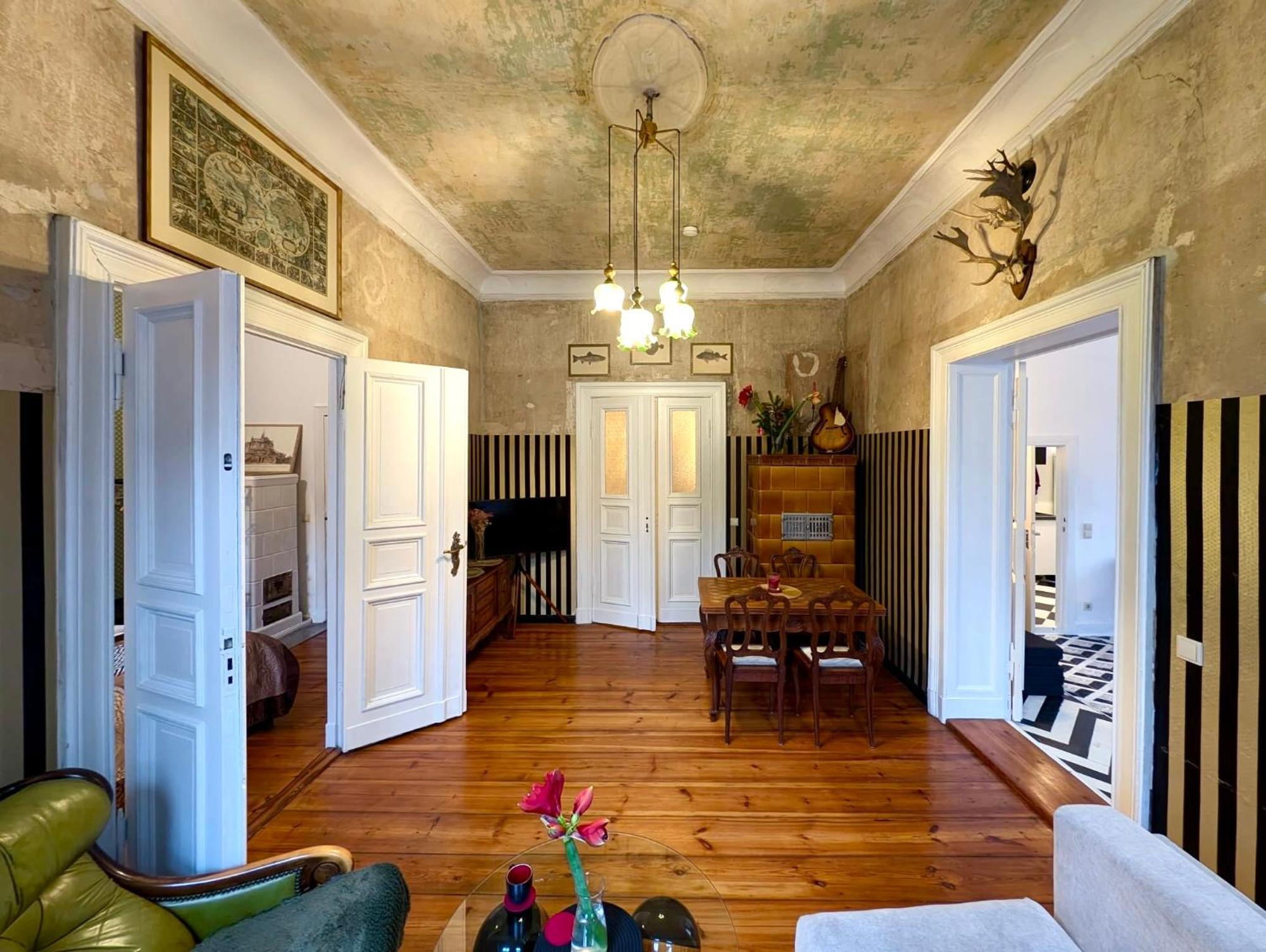 -neu- Vintage-flair In Kreuzberg Apartment